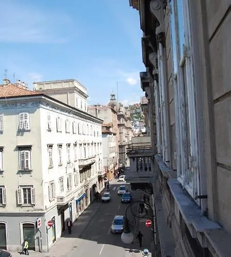 Berzi Pensionat Trieste